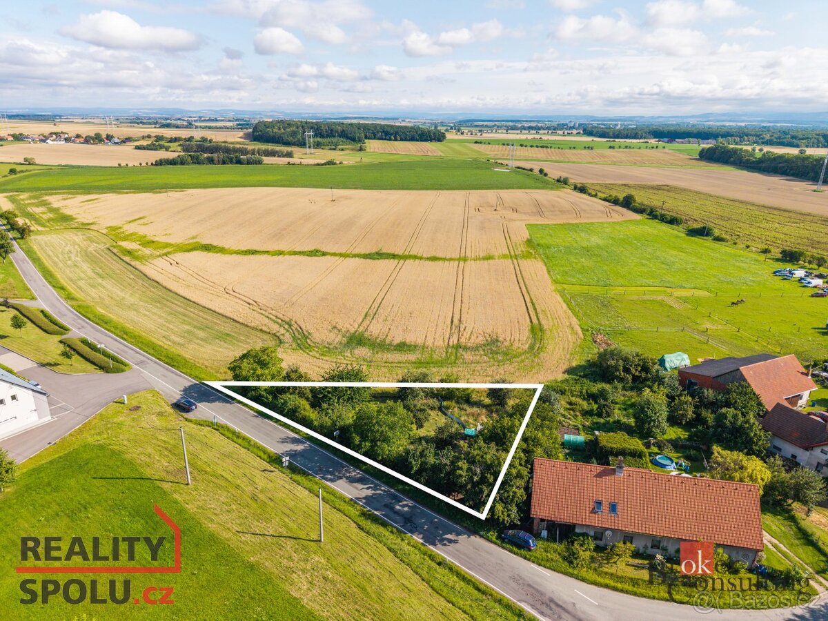 Prodej, pozemky/bydlení, 1048 m2, Vysoký Újezd , Hradec Král