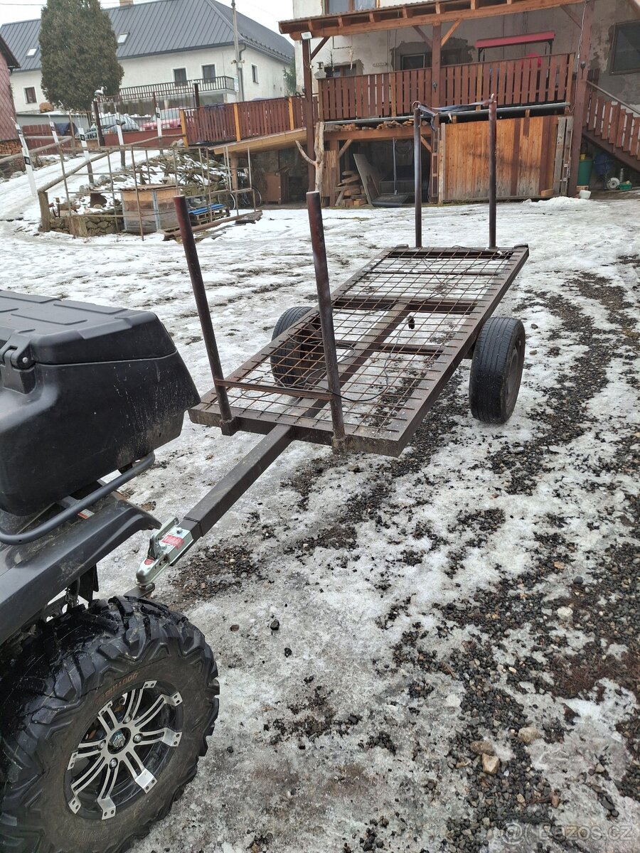 Vozík na dřevo