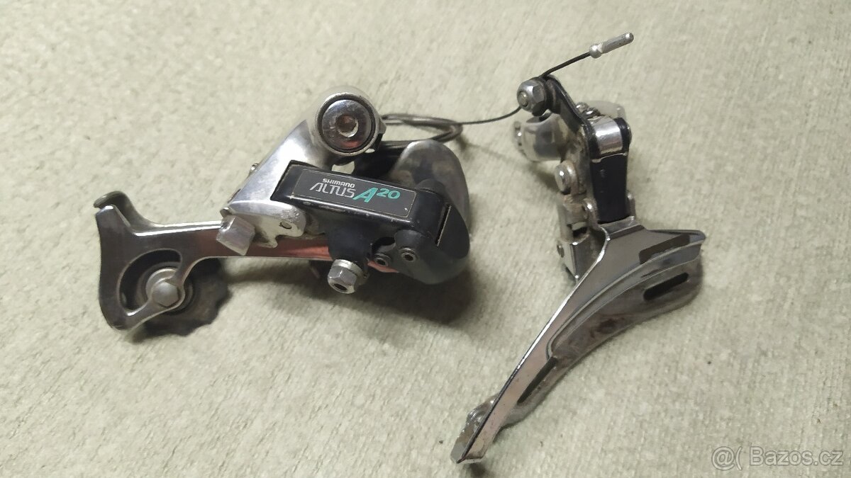 Přehazovačka a přesmykač Shimano