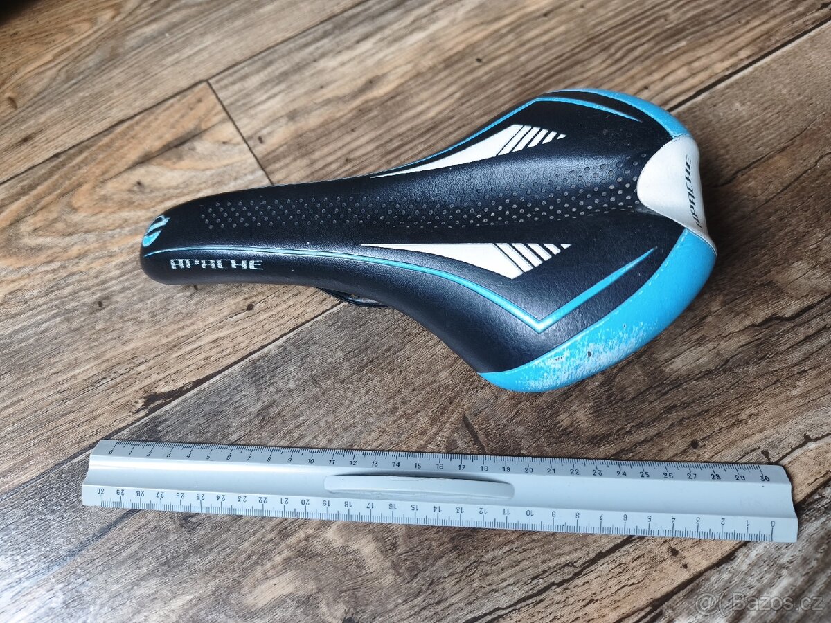 Sedlo na kolo Apache Velo