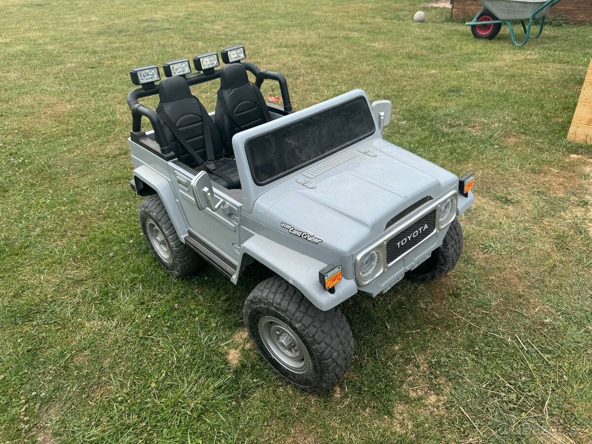 Detske auto toyota bj40/fj40