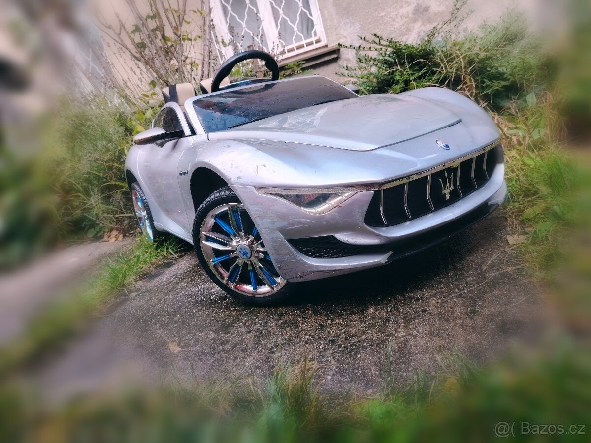 Dětské auto Maserati Alfieri s 2.4G dálkovým ovládáním,