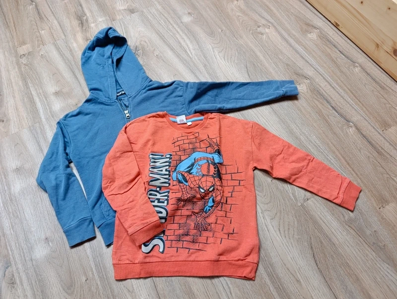 2x mikina výborný stav vel. 122