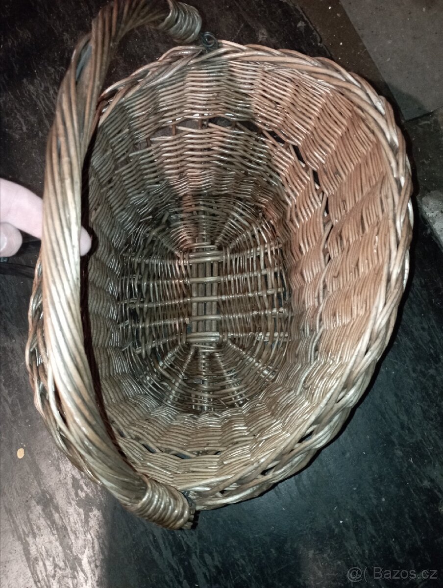 Košík přední na kolo Dahon