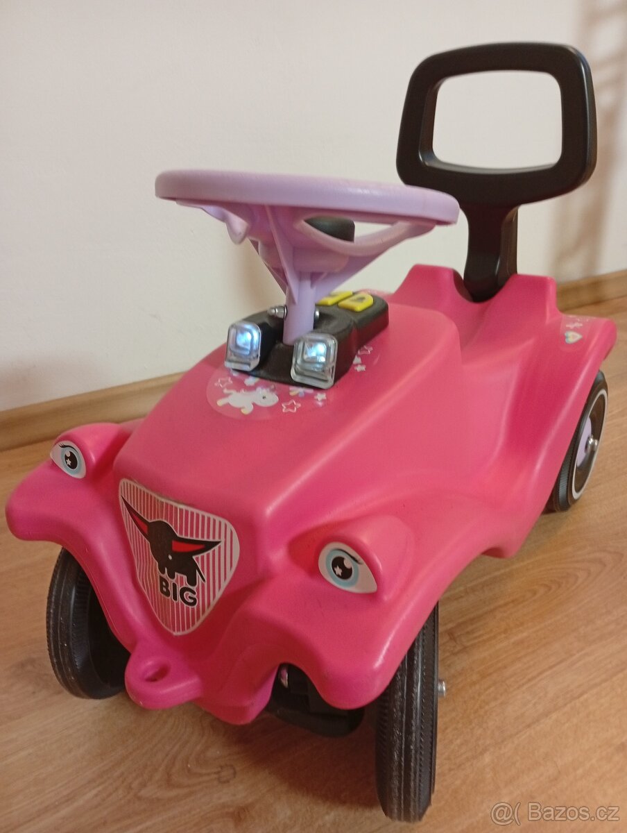 Odrážedlo autíčko Big Bobby Car