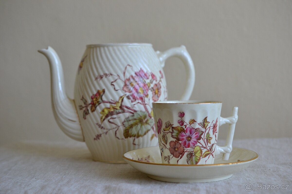 Starožitná keramická čajová konev+hrníček