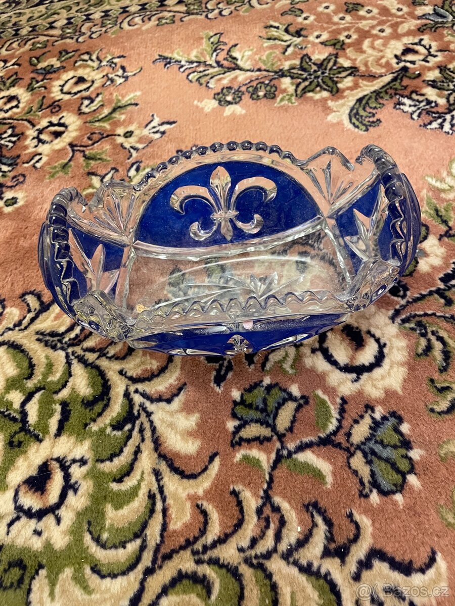 Starožitné broušené sklo