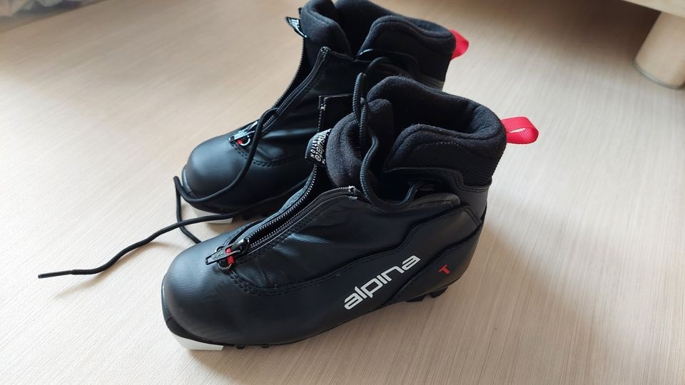 Dětské běžkařské boty Alpina vel. 32.