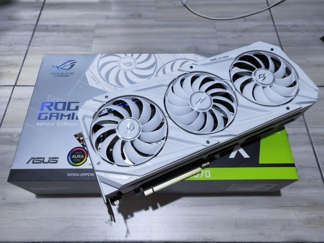 Koupím 3070 RTX Asus Rog Strix White