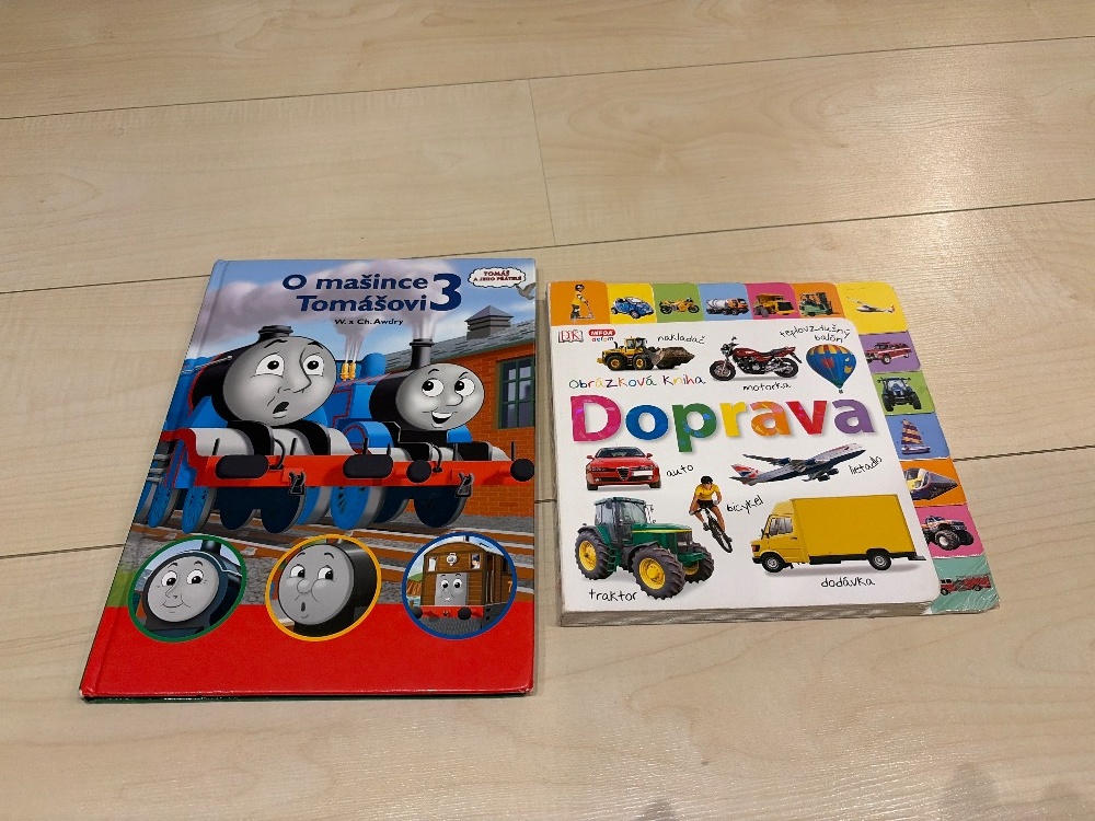 Knížka O mašince Tomášovi, Doprava