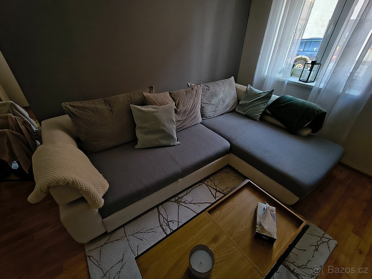 Rozkládací sedačka 260x180