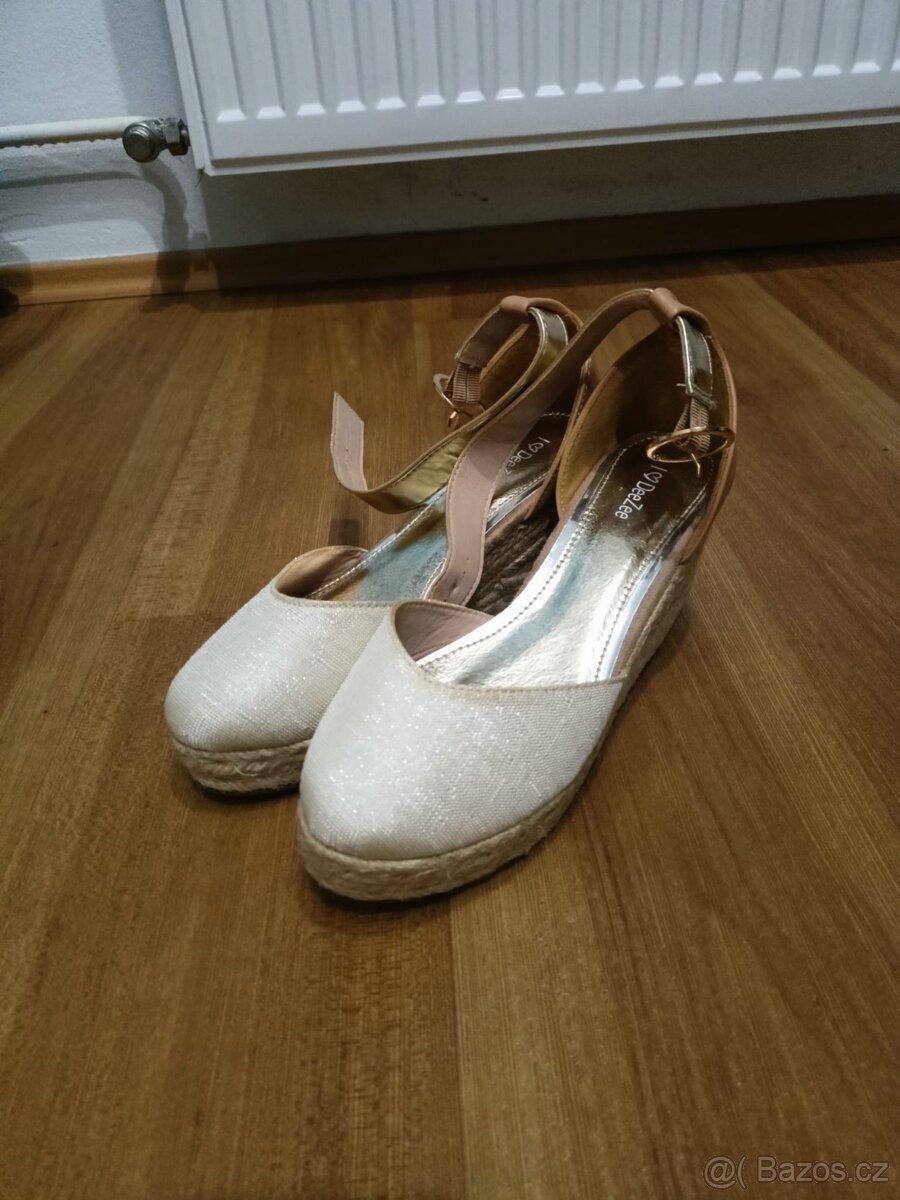 Dámské vysoké boty