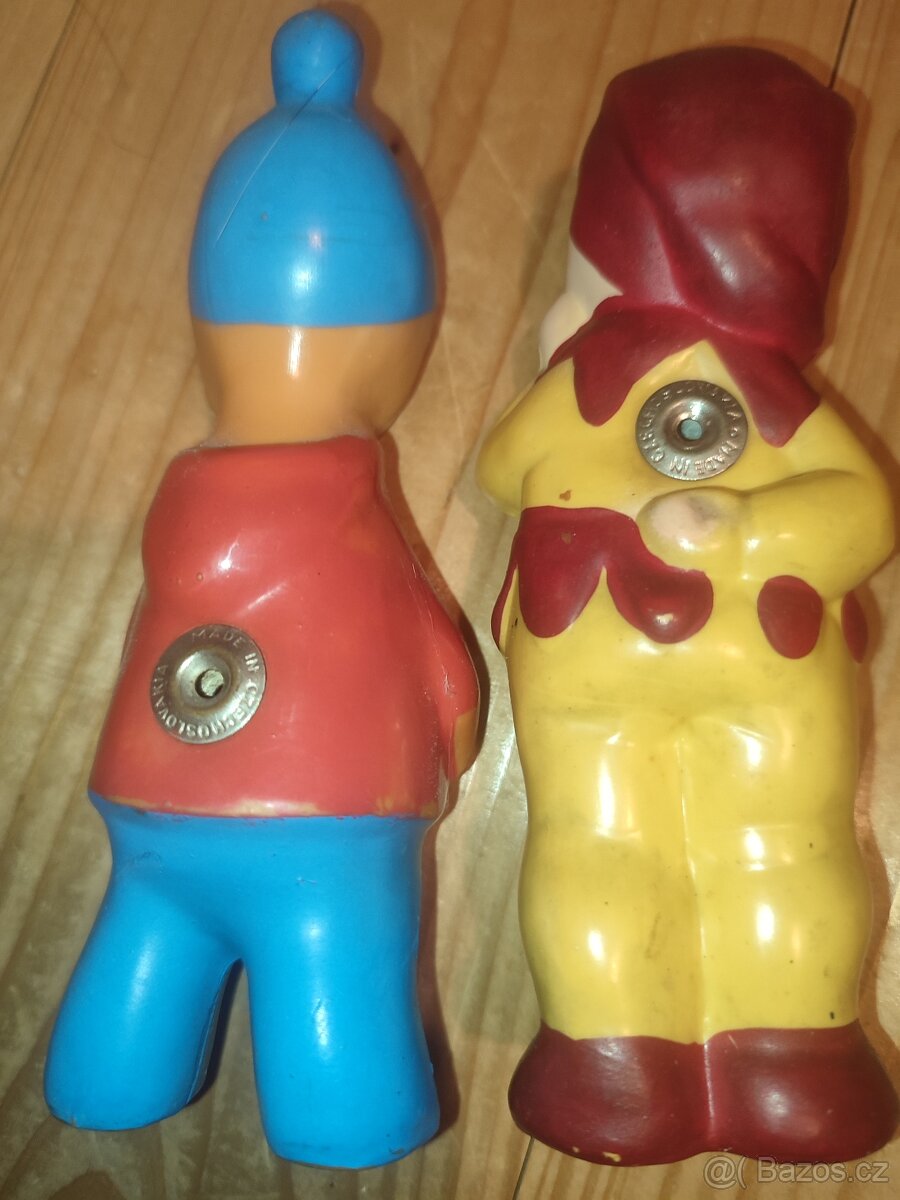 Gumová hračka Niklová