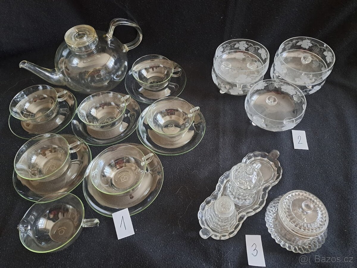 starožitné skleněné soupravy