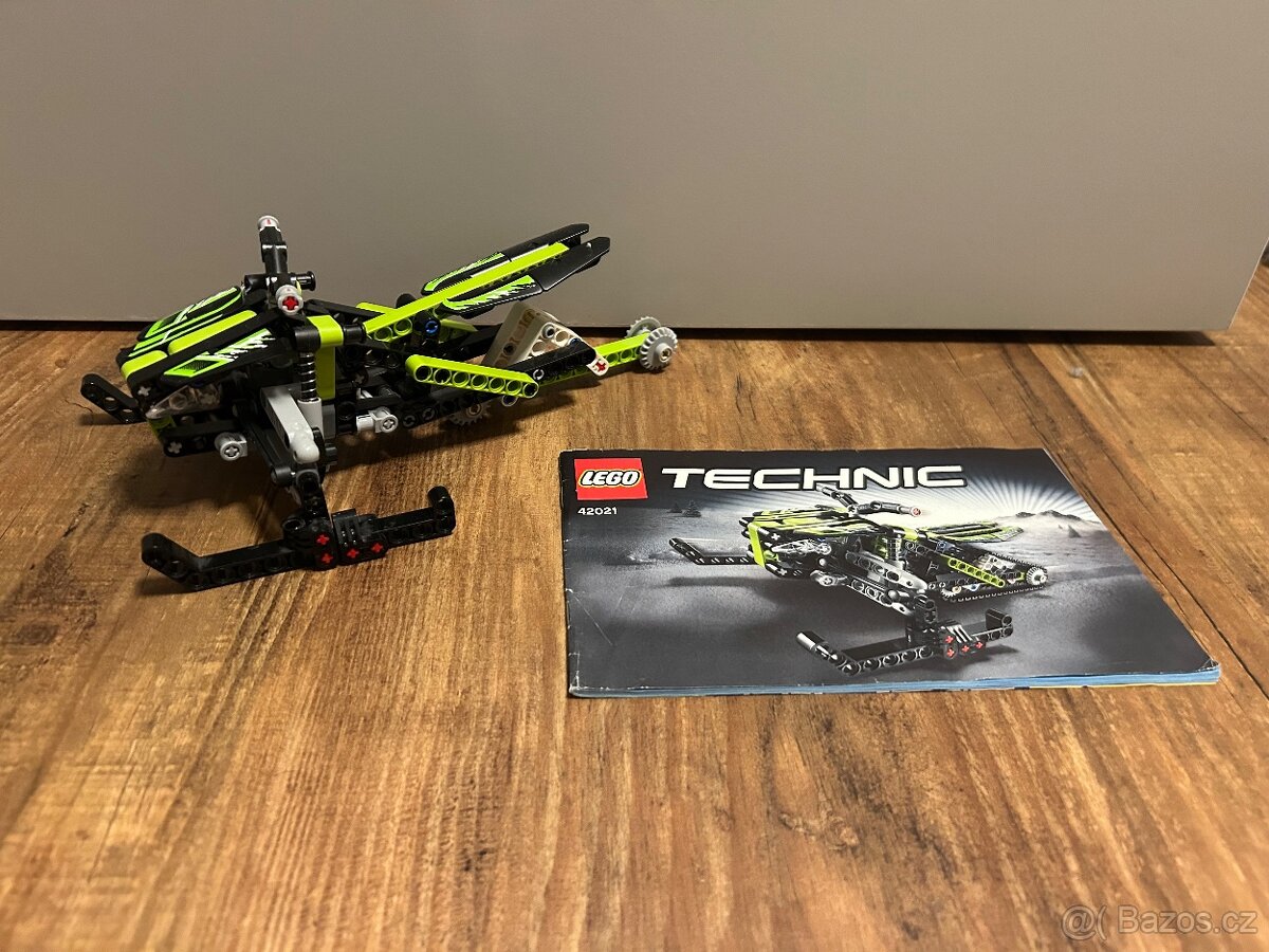 LEGO Technic 42021 – Snowmobile