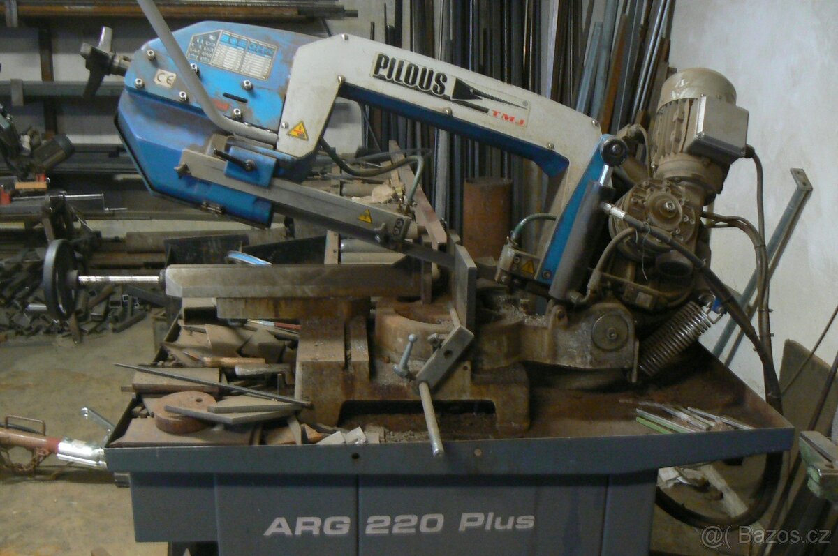 Vybavení zámečnické dílny.