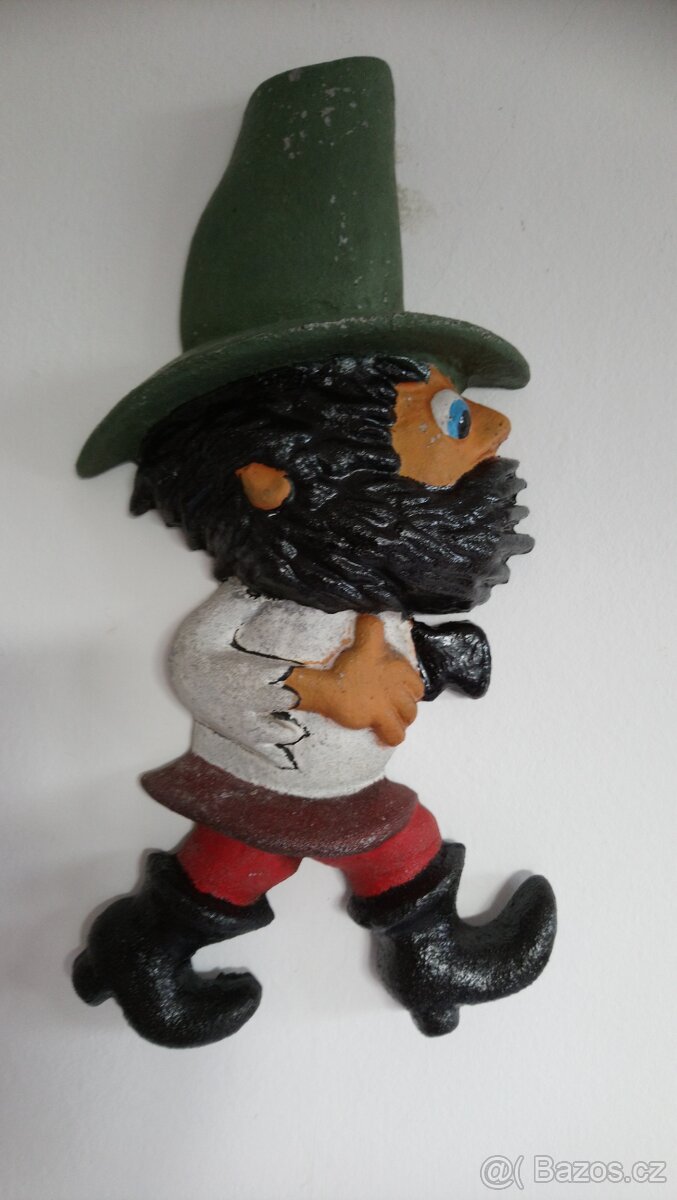 RUMCAJS stará velká kovová plastika ze 70.let