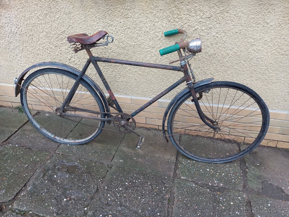 Historické kolo a díly