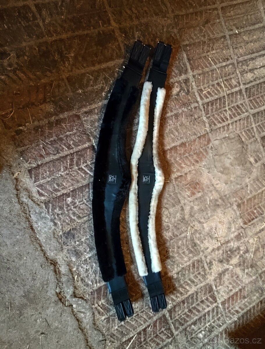 Podbřišník Norton XTR s beránkem