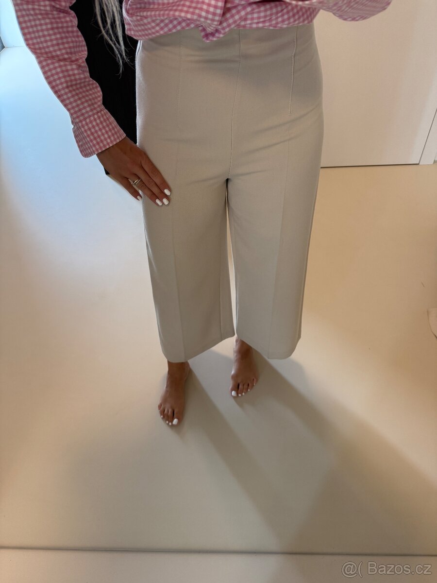 Béžové kalhoty cullotes Zara
