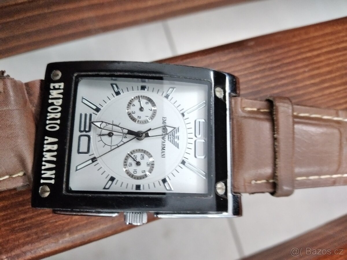Pánské stylové hodinky Emporio Armani