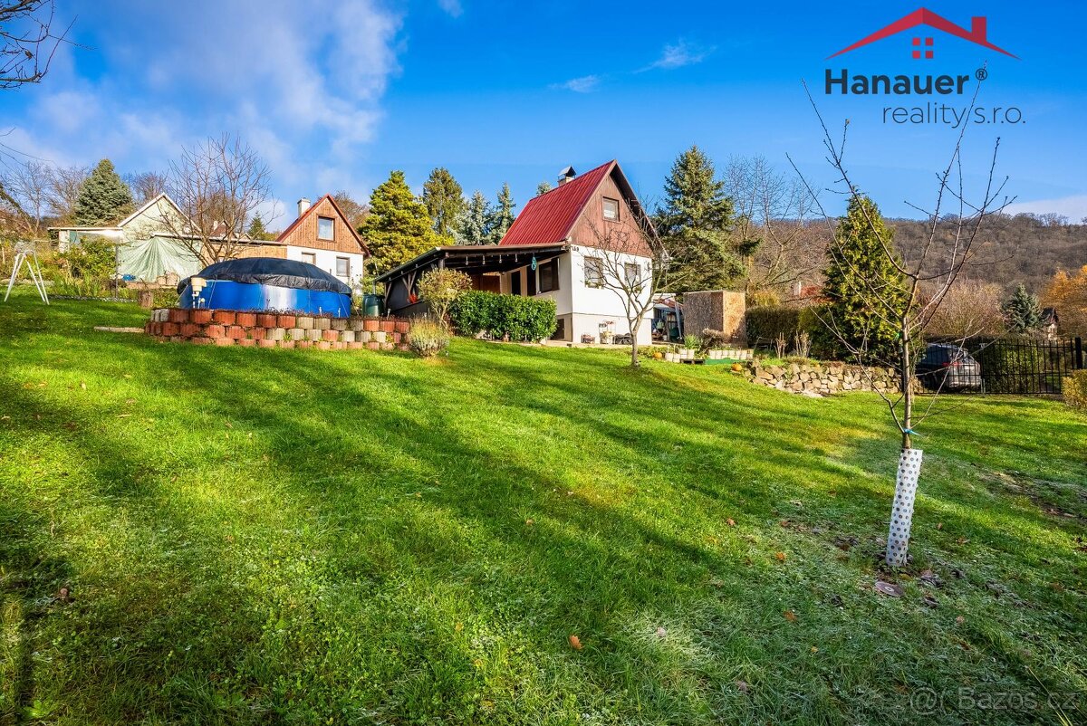 Prodej chaty se zahradou, 543 m2, Dolní Zálezly