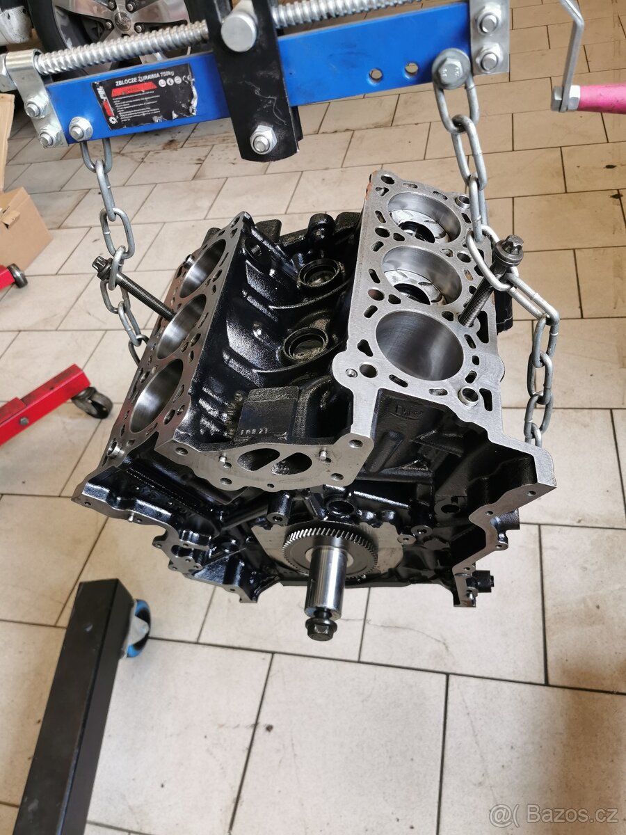 Jeep grand cherokee motor 3.0 crd