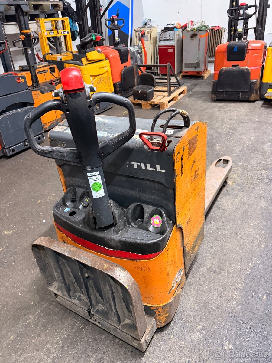 Elektrický paletový vozík Still za 9.000Kč