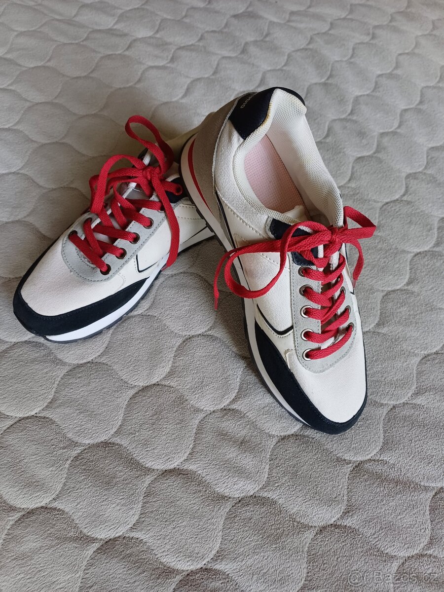 Luxusní tenisky KAZAR STUDIO vel. 41