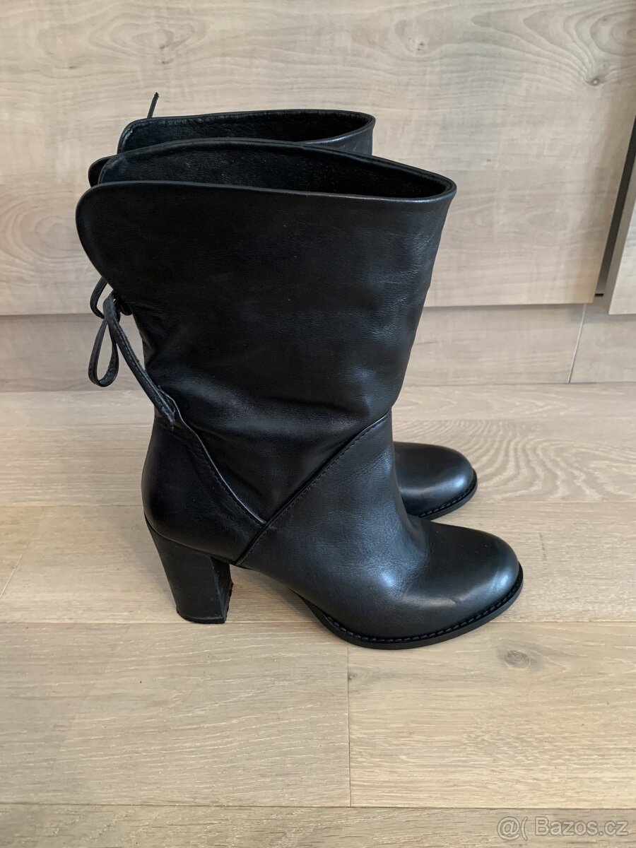 Kozene kozacky vel.40