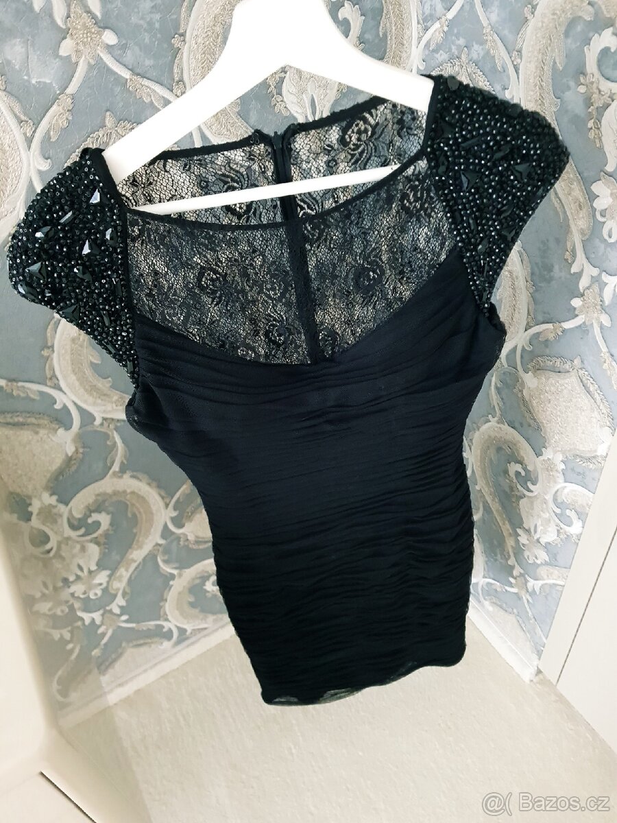 Šaty Jovani vel.S pc: 8000kč