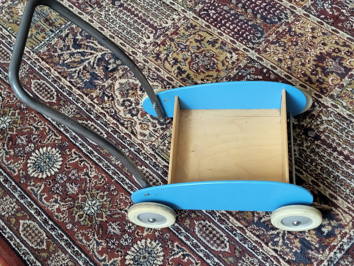 Dřevěné dětské vozítko IKEA UPPSTÅ (MULA)