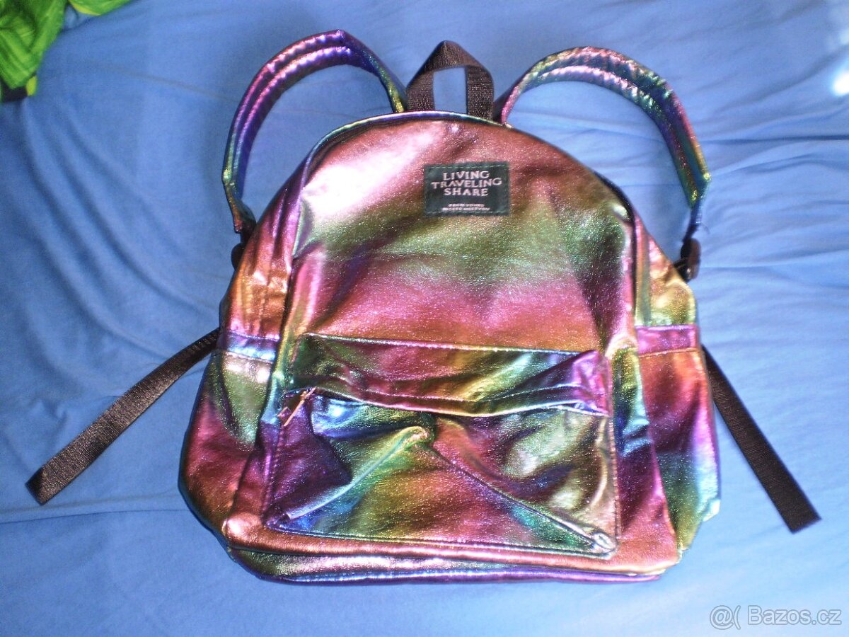 Nový batoh barevný