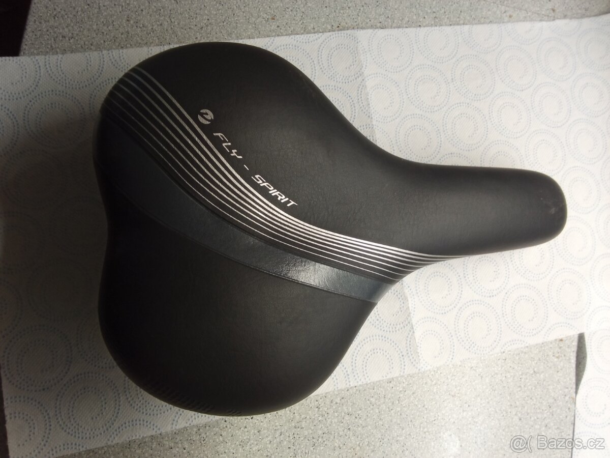 Zcela nová sedla...