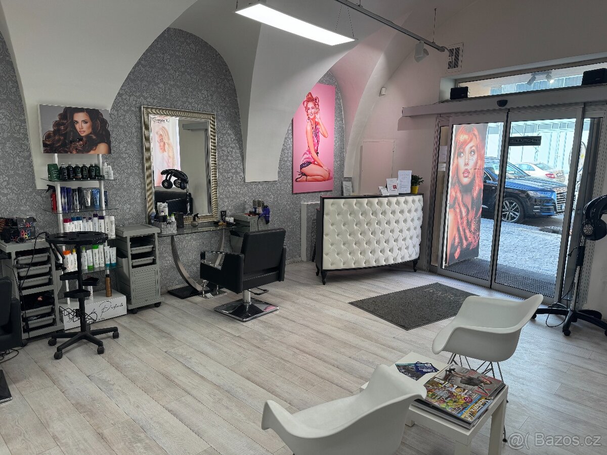 Pronájem kadeřnického křesla Praha 1