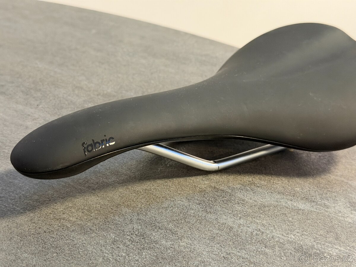 Sedlo MTB - FABRIC Scoop Shallow