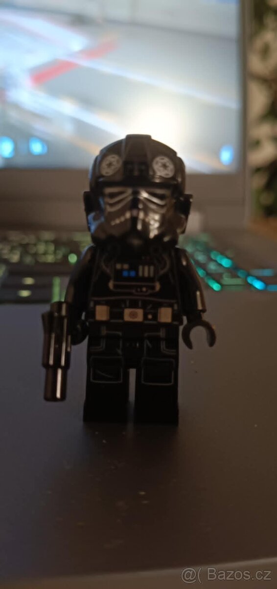 Lego Star Wars - TIE Bomber Pilot