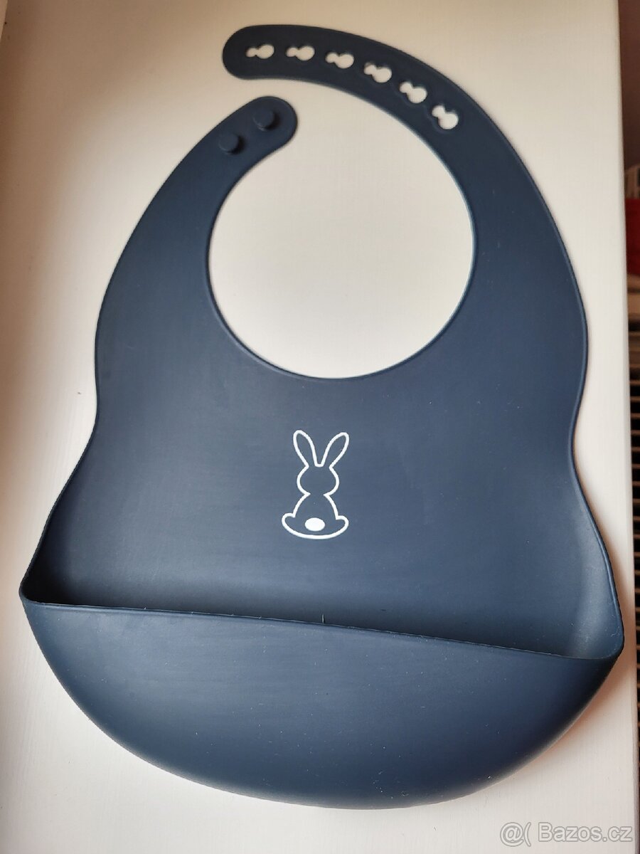 Silikonový bryndák Nattou