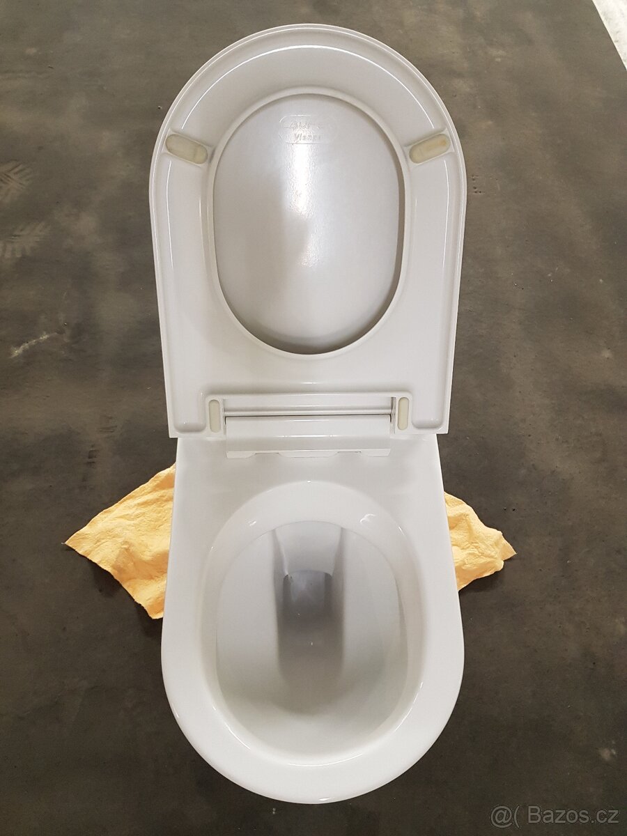 Prodám závěsný zachod Laufen