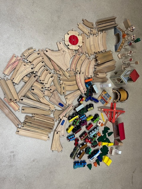 Dřevěné koleje a vláčky