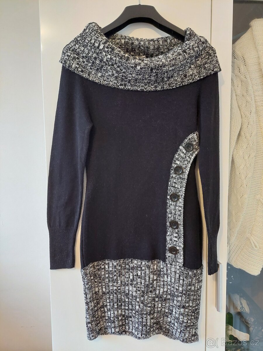 Pletené šaty