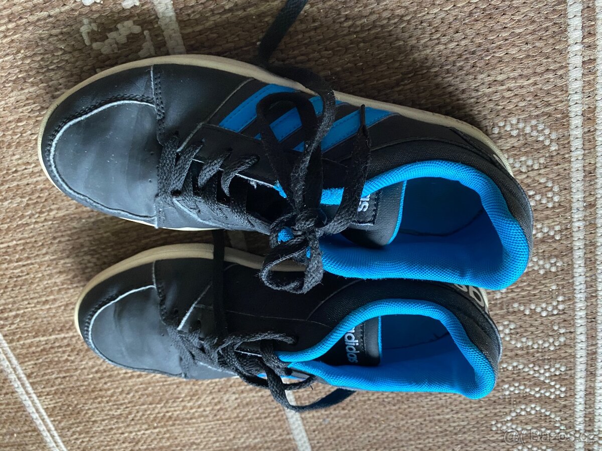 Chlapecké boty Adidas 36 2/3 - sleva
