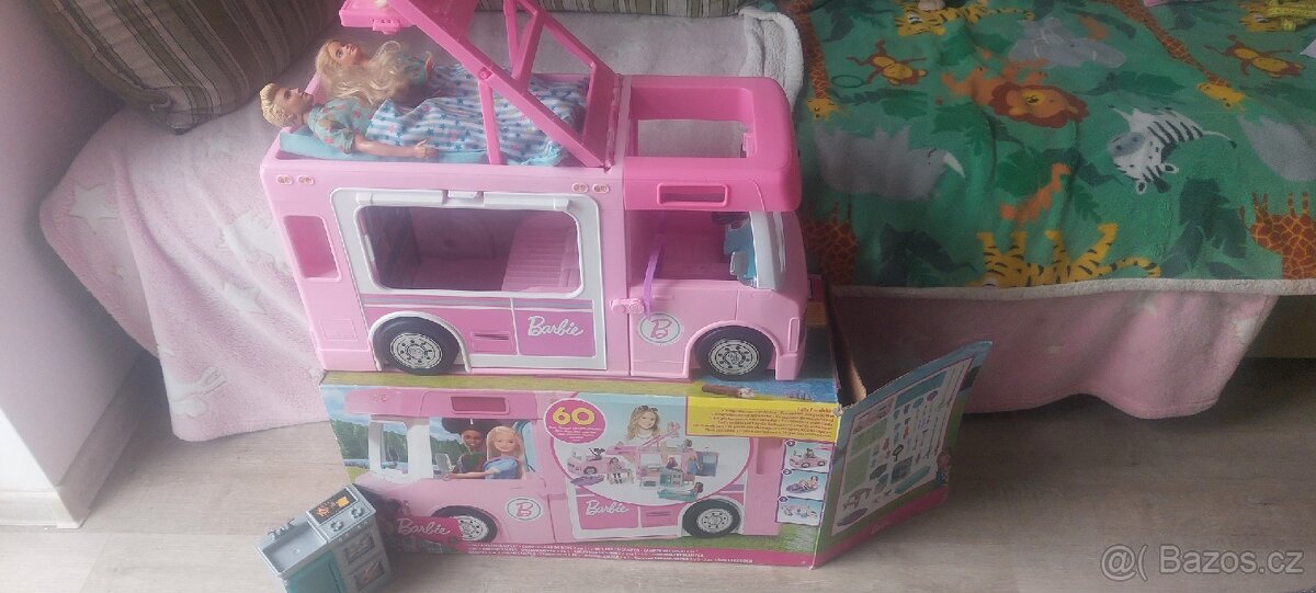 Barbie karavan, plná vybava, barbie, Ken,dcera