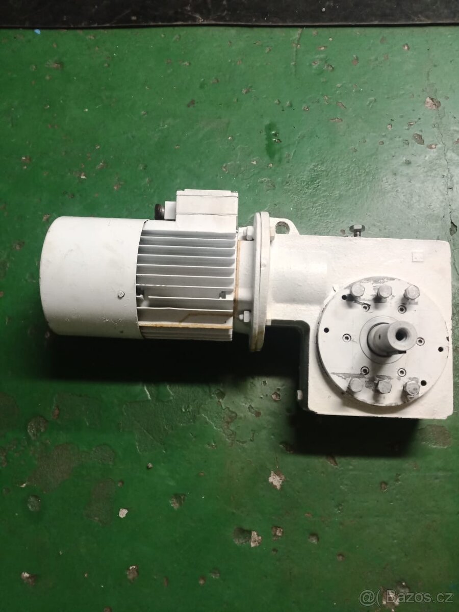 Elektromotor s převodovkou a brzdou