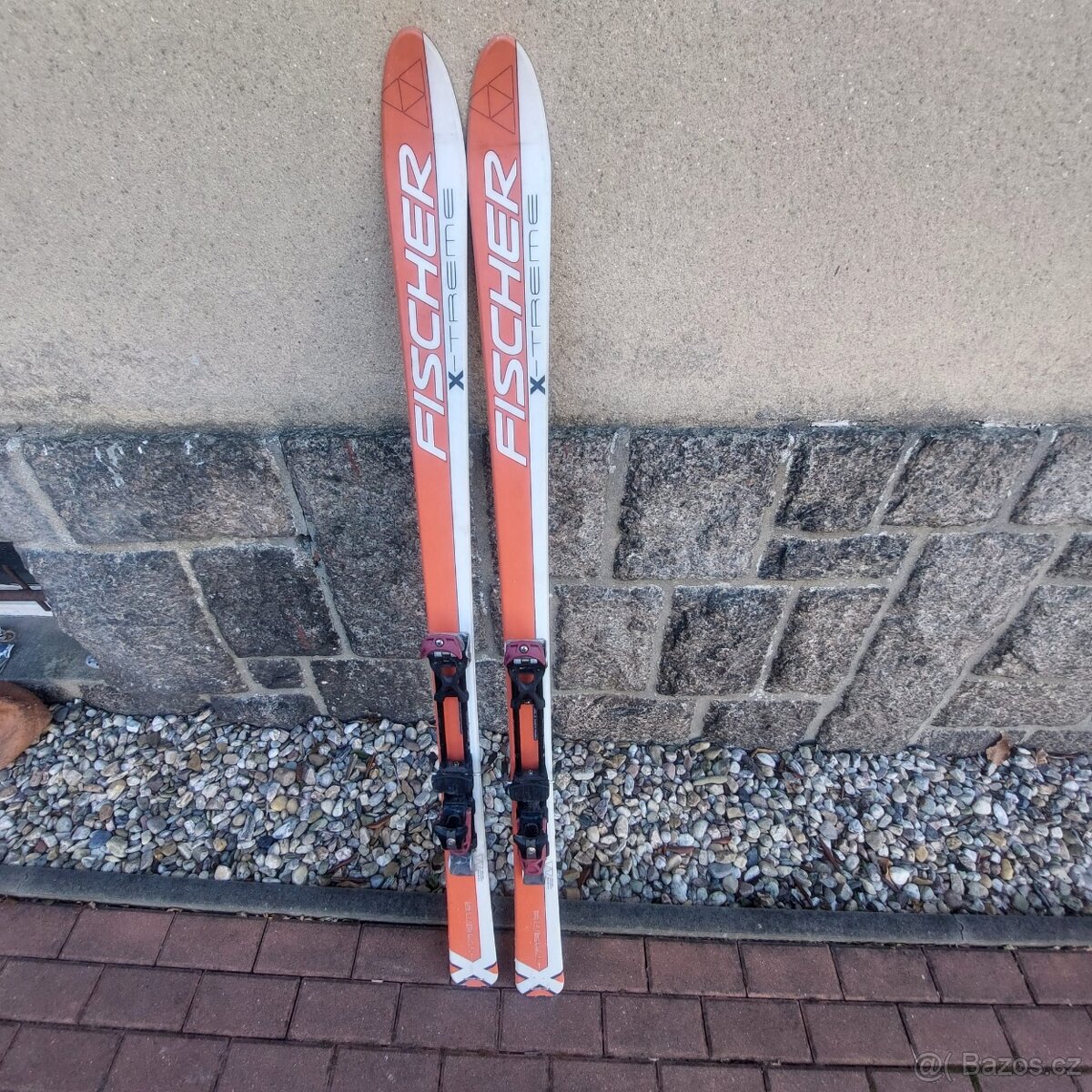 Fischer lyže + pásy