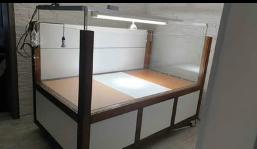 Velký želví stůl