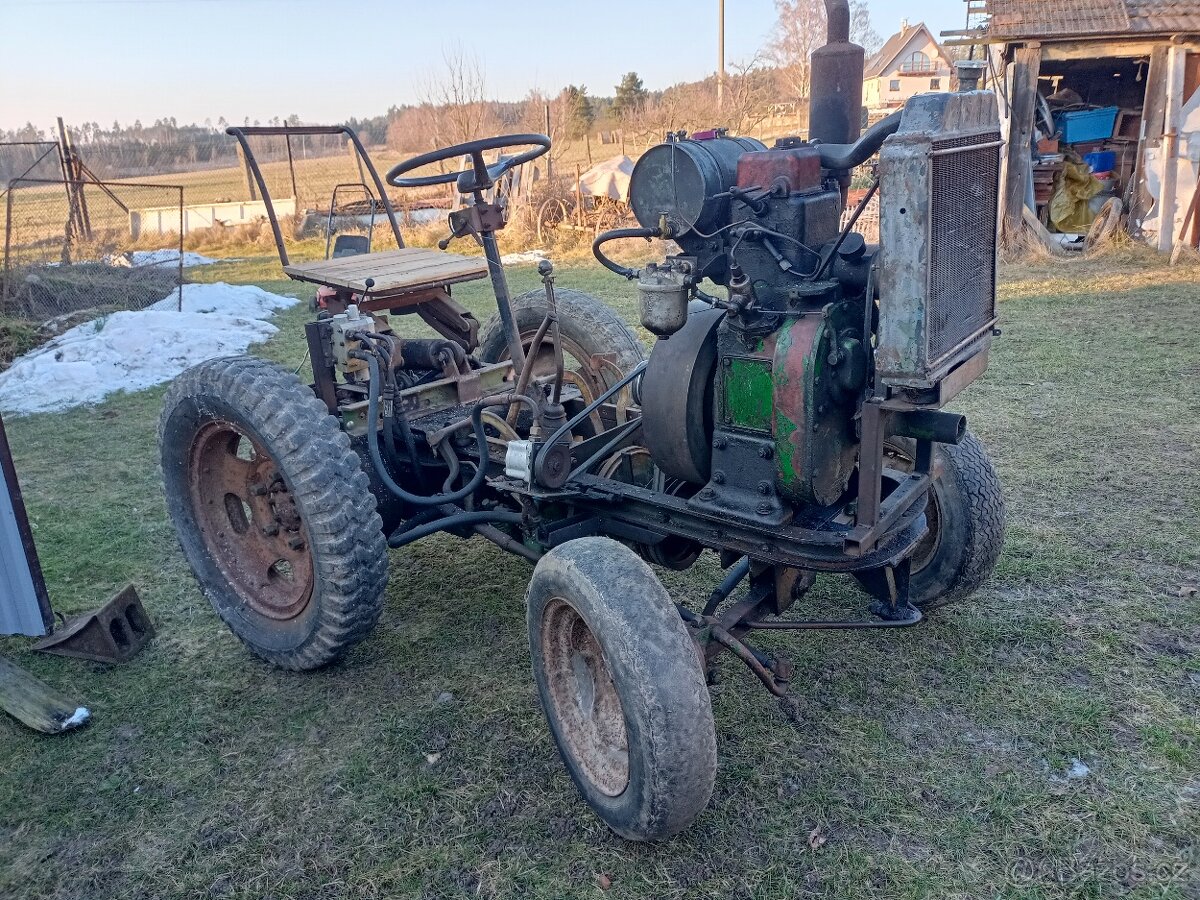 Prodám malotraktor s hydraulikou