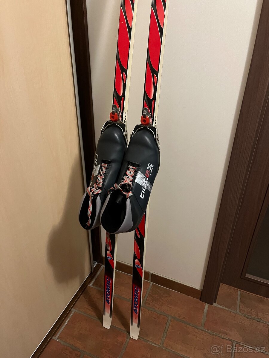 Prodám běžky 210 cm + boty