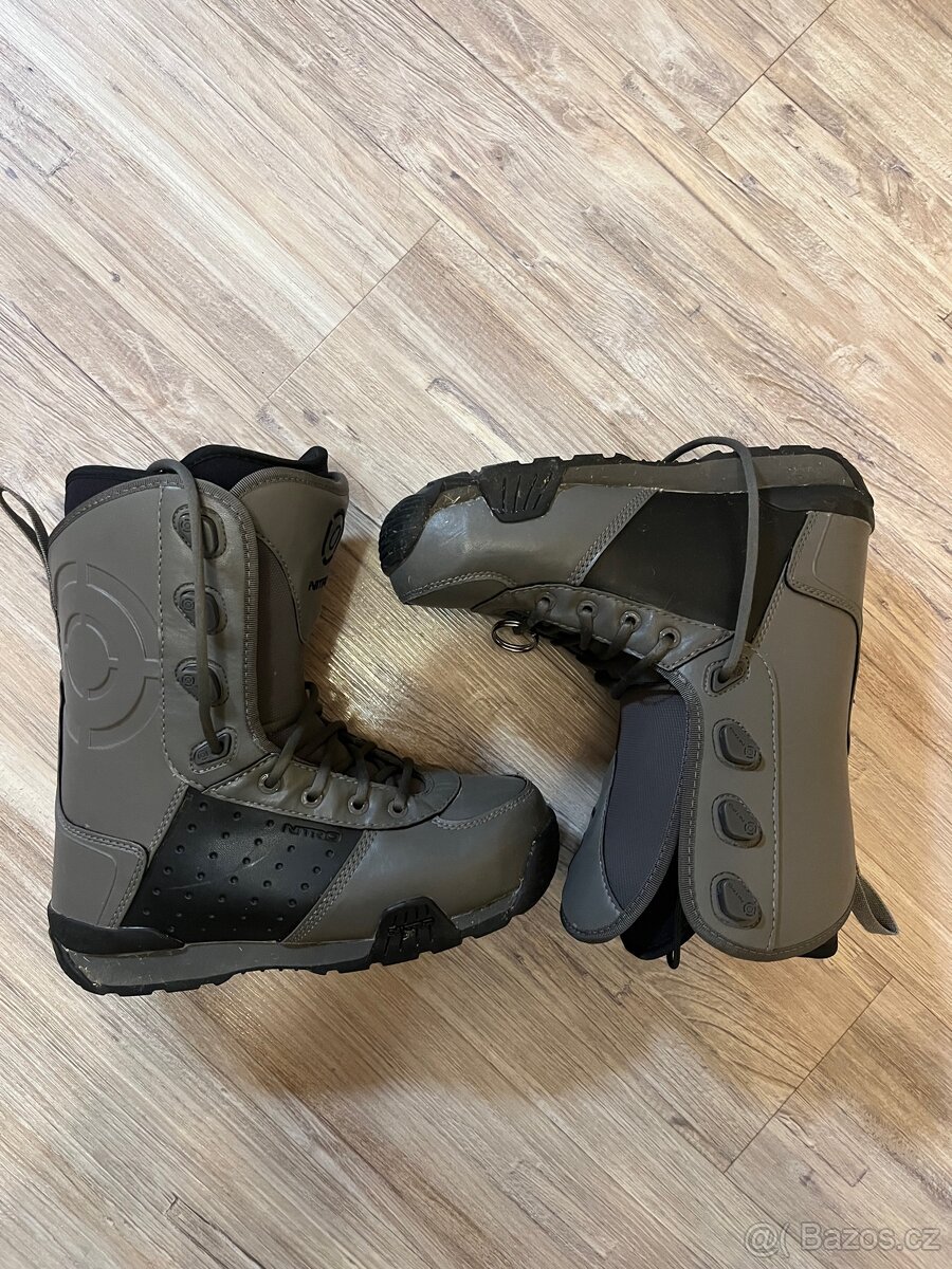 Snowboardové boty Nitro vel. 40