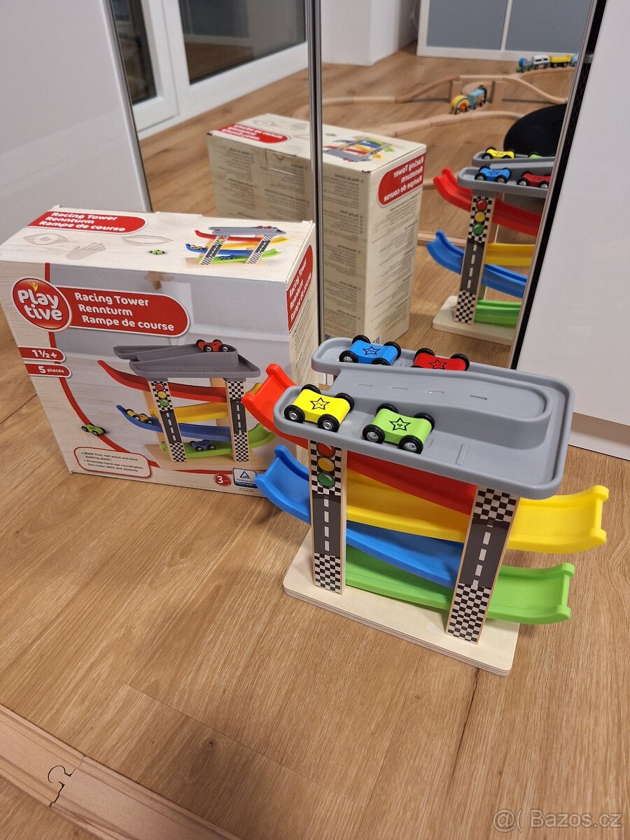 Dřevěná motorická hračka - autodráha